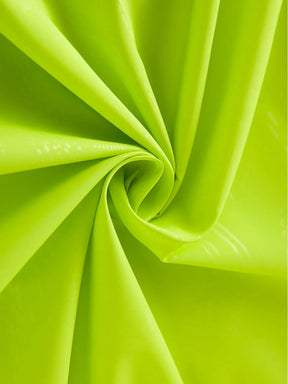 Corta Vento Leve de Secagem Rápida e Resistente