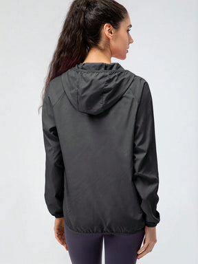 Corta Vento Leve de Secagem Rápida e Resistente