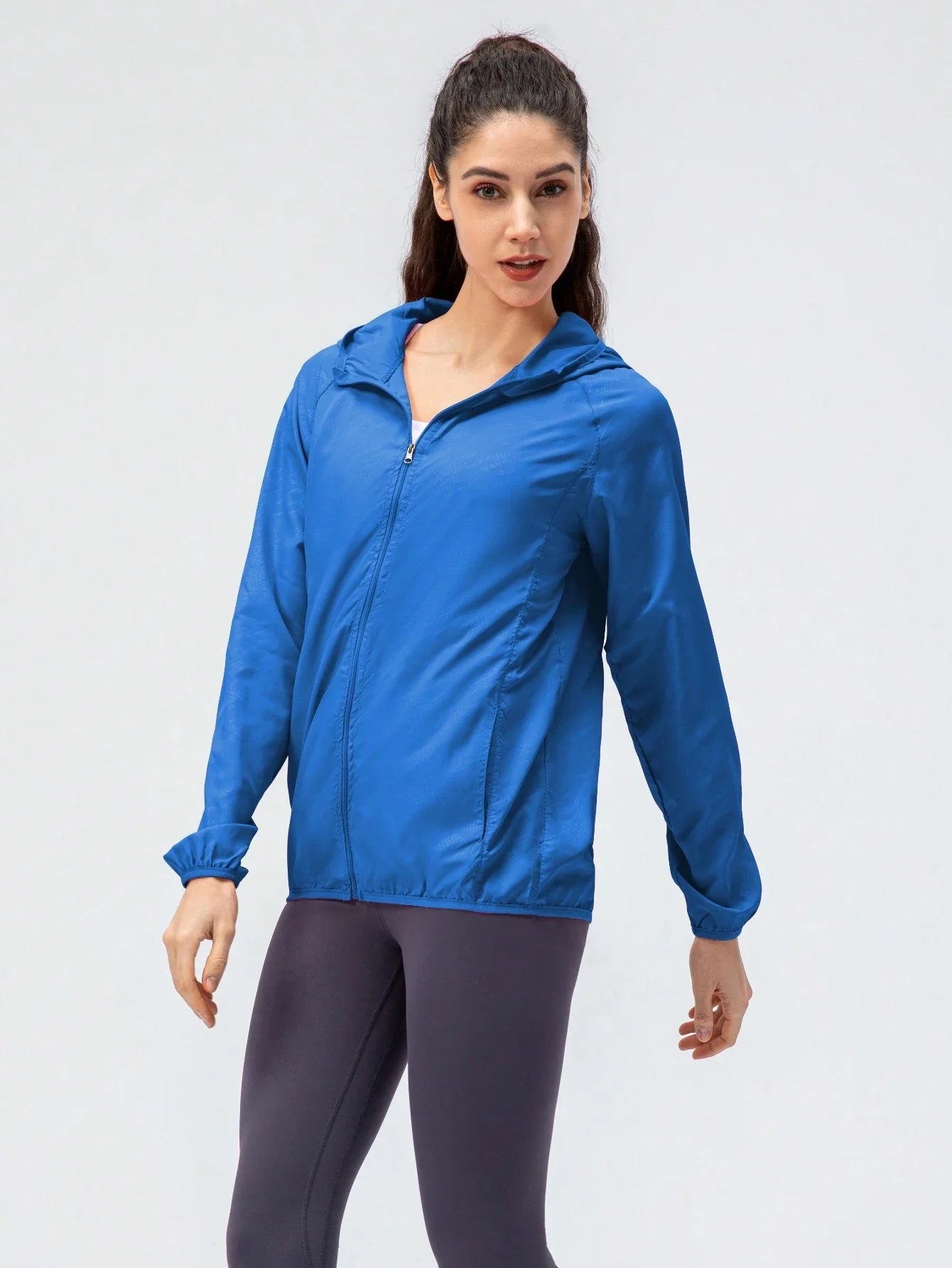 Corta Vento Leve de Secagem Rápida e Resistente