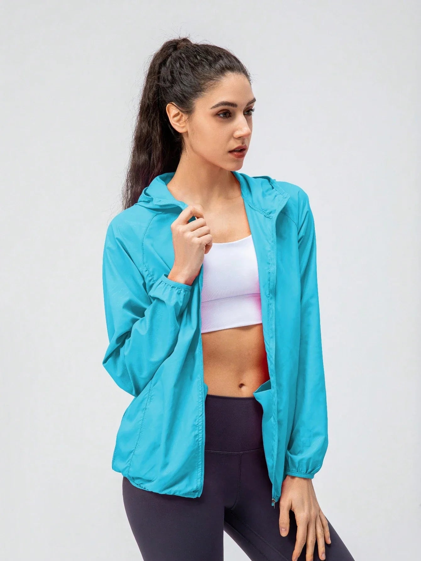 Corta Vento Leve de Secagem Rápida e Resistente