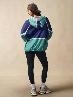 Corta Vento Casual com Capuz Marcela