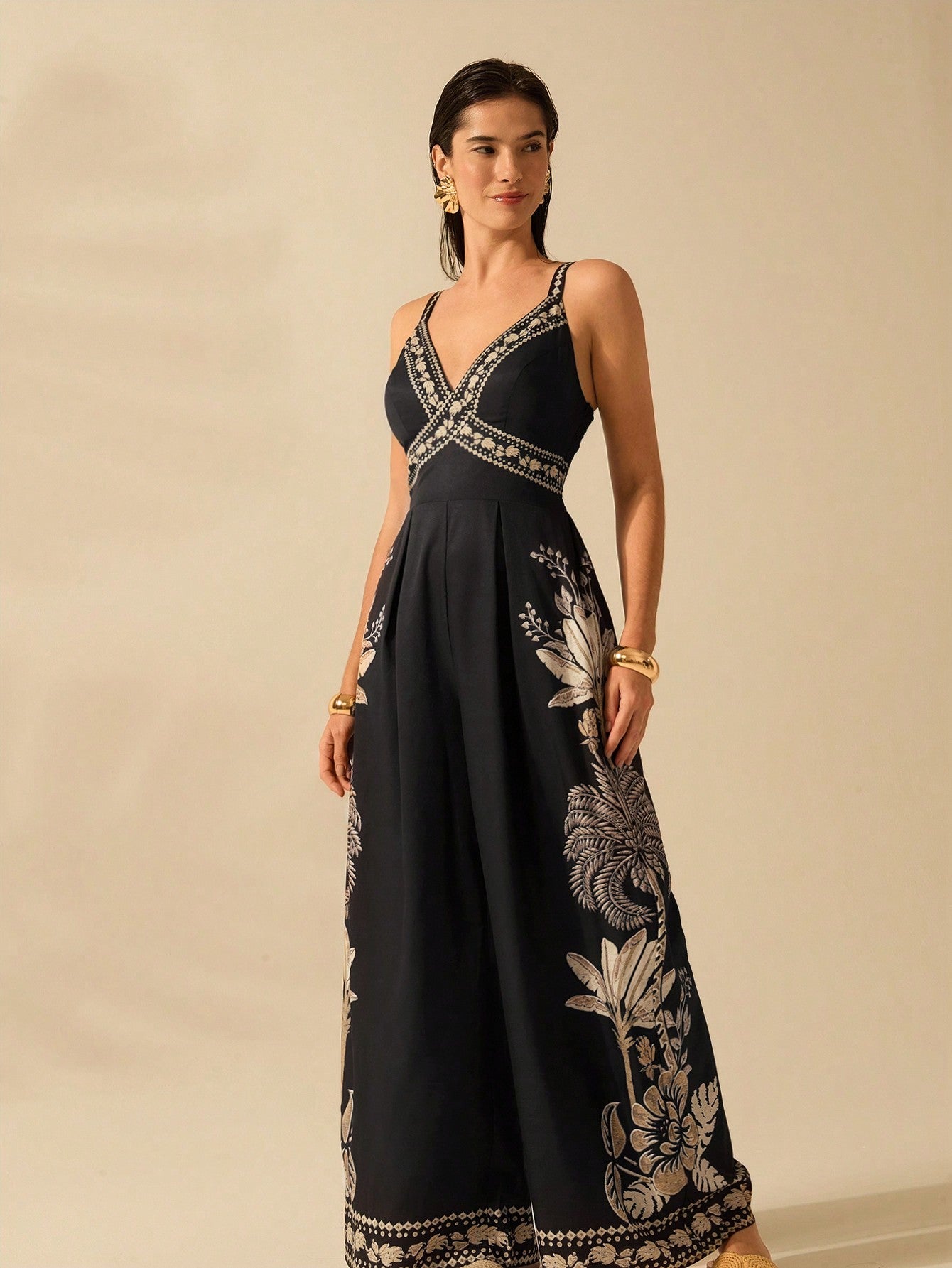 Macacão Longo Elegante