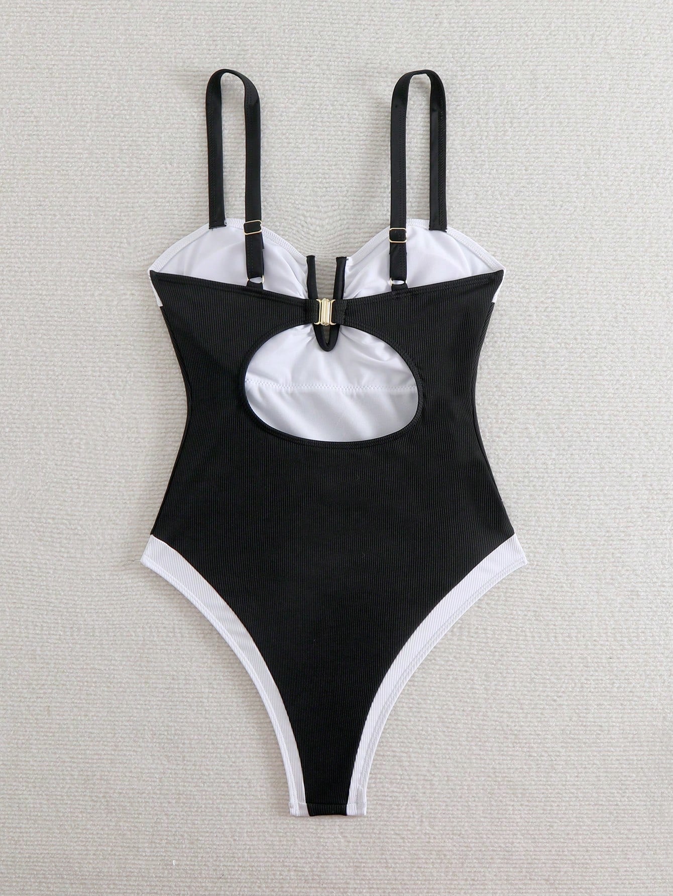 Maiô Verão Sensual e Elegante