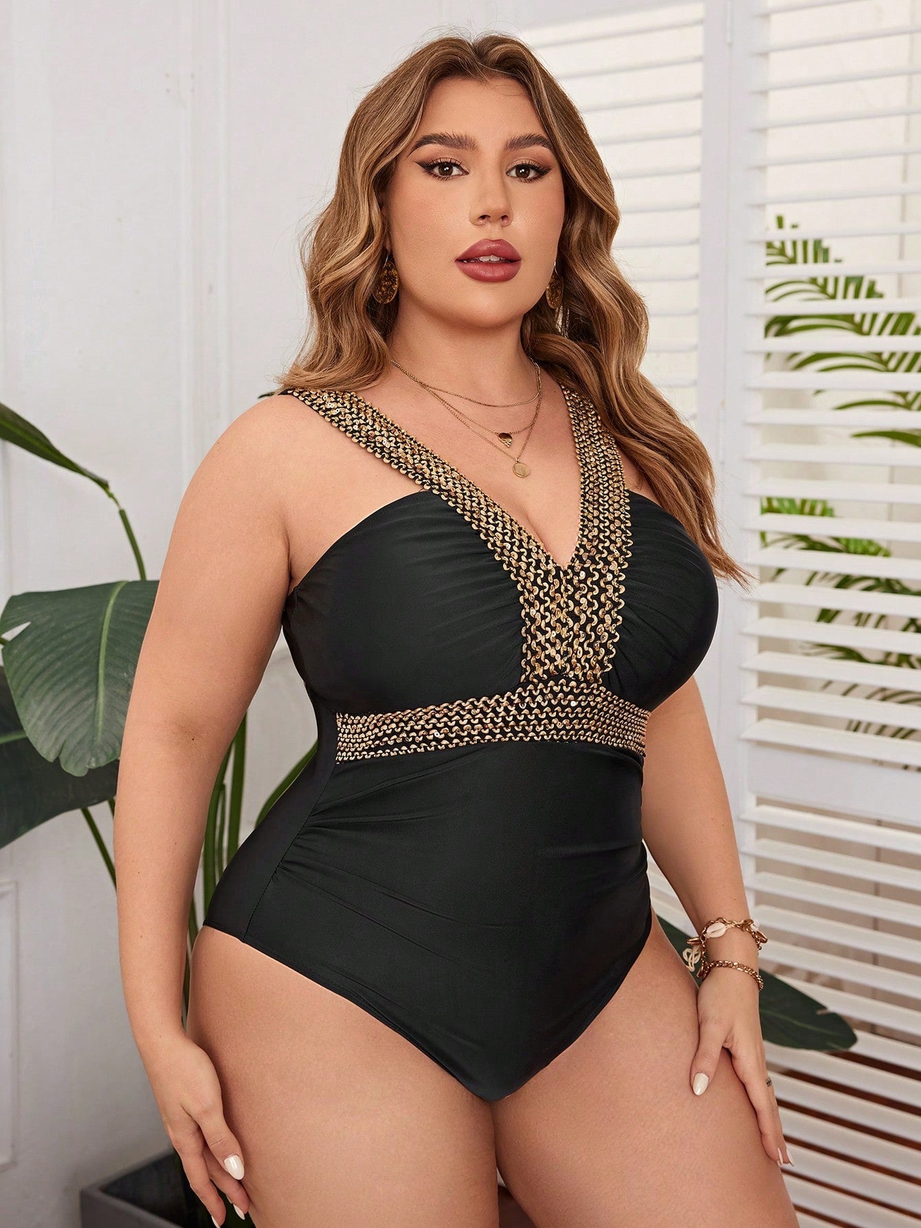 Maiô Elegante Plus Size Bianca G2