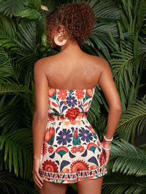 Macaquinho Floral Tomara Que Caia